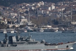 Thế giới - Tàu đổ bộ Nga trúng tên lửa Ukraine