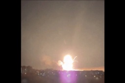 Thế giới - Nga: Ukraine tấn công cảng ở Crimea gây nổ lớn 