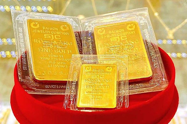 Sáng 26/12,&nbsp;mỗi lượng vàng miếng chính thức vượt 80 triệu đồng, cao nhất từ trước đến nay