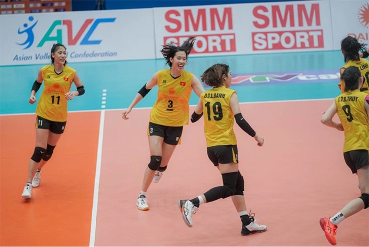 Tuyển nữ Việt Nam nghẹt thở giành chức vô địch&nbsp;giải bóng chuyền các CLB nữ châu Á 2023