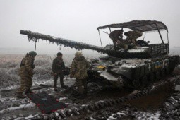 Chỉ huy tiền tuyến Ukraine nói thẳng hậu quả nếu Mỹ ngừng viện trợ
