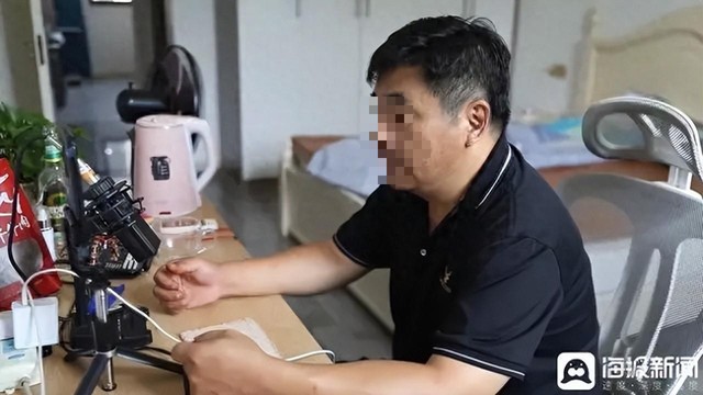 Trong buổi livestream gần nhất, anh Chen còn úp mở rằng, sau khi phiên xét xử hôm 28/12 kết thúc, sẽ công bố một "tình tiết quan trọng". Ảnh: Toutiao.