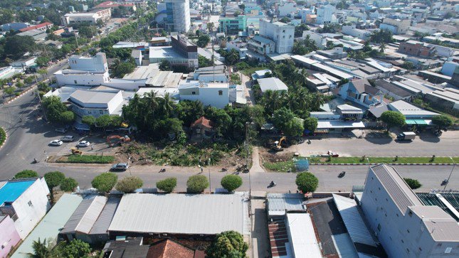 Tuyến đường vào trung tâm thành phố Bạc Liêu sắp được thông tuyến.