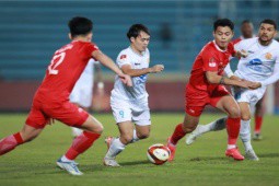 Video bóng đá Nam Định - Thể Công Viettel: Thảm họa hàng thủ, Văn Toàn ấn định (V-League)