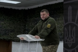 Thế giới - Tổng Tư lệnh Ukraine nói về diễn biến mới ở Marinka, nói khác về tin tuyển 500.000 tân binh