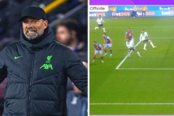 Bóng đá - Liverpool lên đỉnh NHA: Klopp hóa "Vua Boxing Day", chỉ trích thậm tệ trọng tài