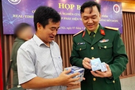 Nhóm cựu sĩ quan quân y nhận "hoa hồng" hơn 7 tỉ đồng từ Việt Á hầu tòa