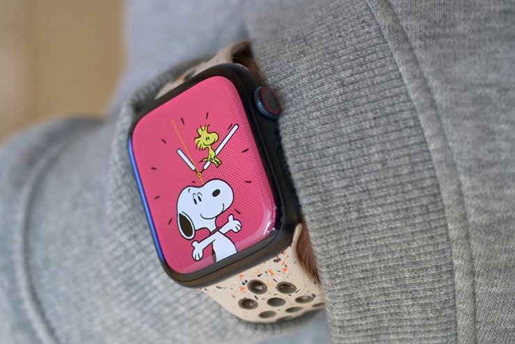Nóng: Apple bất ngờ đón nhận tin vui để bán Apple Watch - 1
