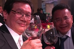 Kinh doanh - Đầu tư vào gỗ và “vàng đen”, tài sản của tỷ phú 79 tuổi tăng 900% trong năm qua