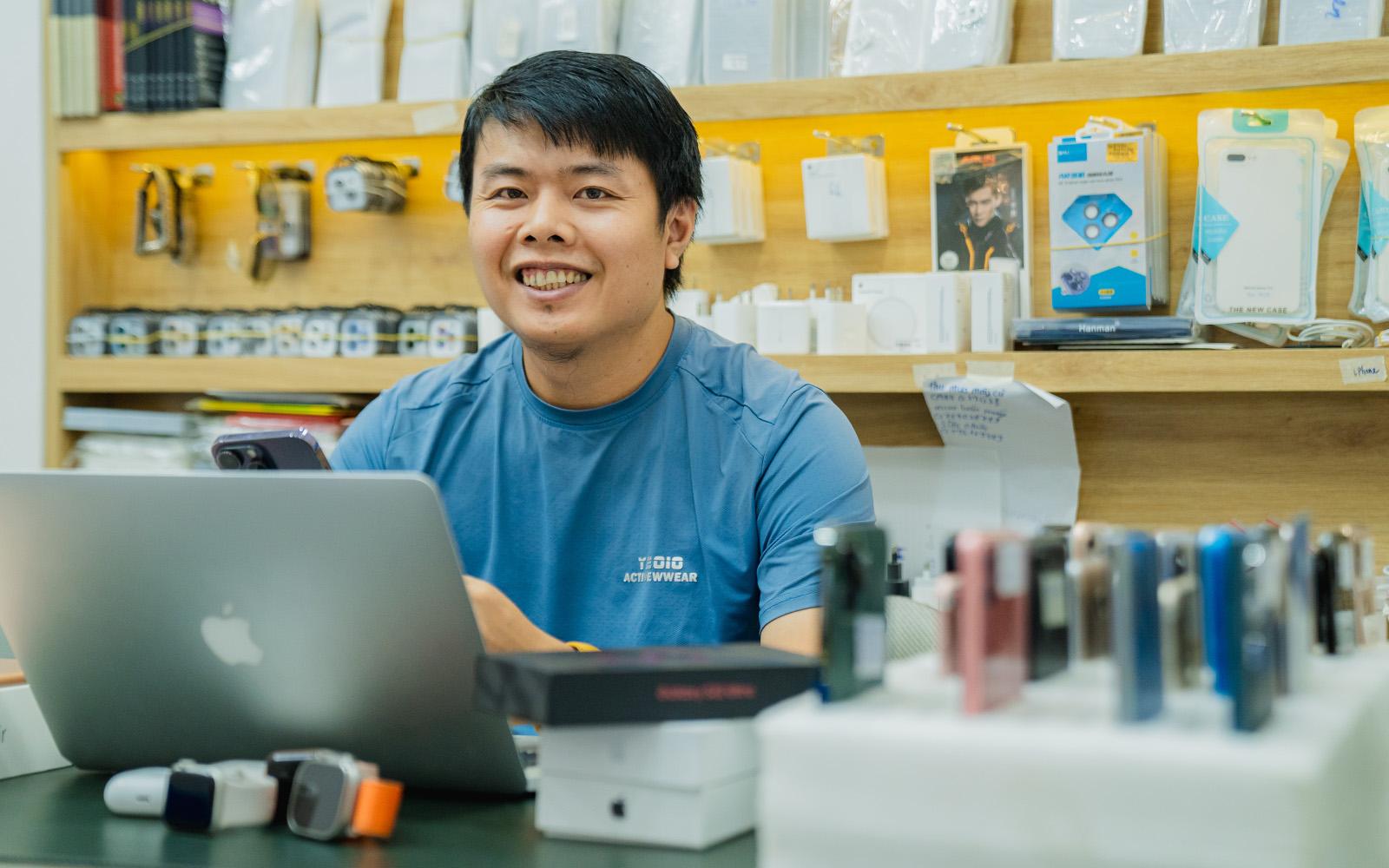 Anh Nguyễn Thành Tuấn – chủ thương hiệu Tuấn Nguyễn Mobile