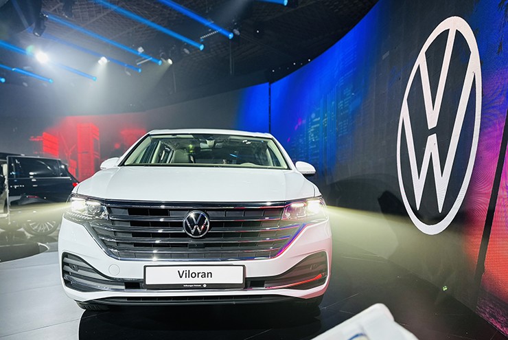 Volkswagen Viloran xe MPV nhập khẩu ra mắt thị trường Việt, giá bán từ 2 tỷ đồng - 9