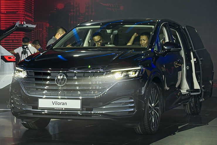 Volkswagen Viloran xe MPV nhập khẩu ra mắt thị trường Việt, giá bán từ 2 tỷ đồng - 2