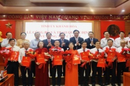 Tin tức trong ngày - Khánh Hòa bổ nhiệm 9 cán bộ lãnh đạo