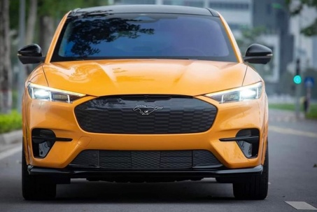 Xe điện Ford Mustang Mach-E GT đầu tiên tại Việt Nam chật vật tìm chủ...