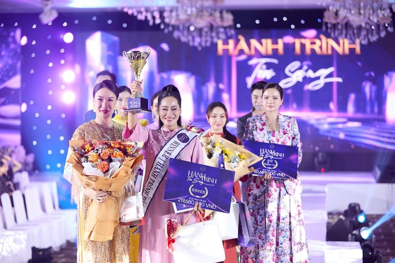 Hy vọng Ena Nguyễn sẽ gặt hái thêm nhiều thành công