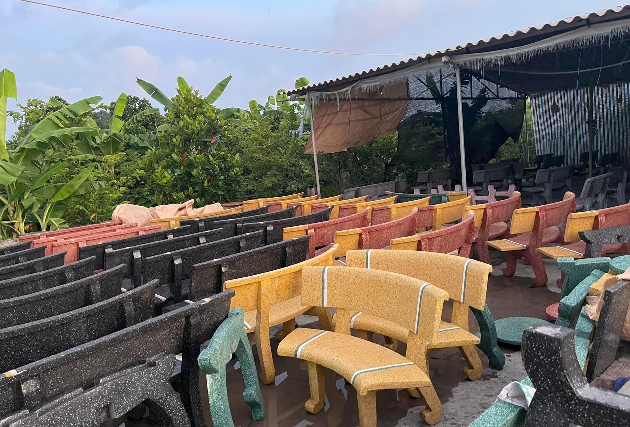 Ghế Đá Trường An - 20 năm tận tâm sản xuất bàn ghế đá chất lượng - 3