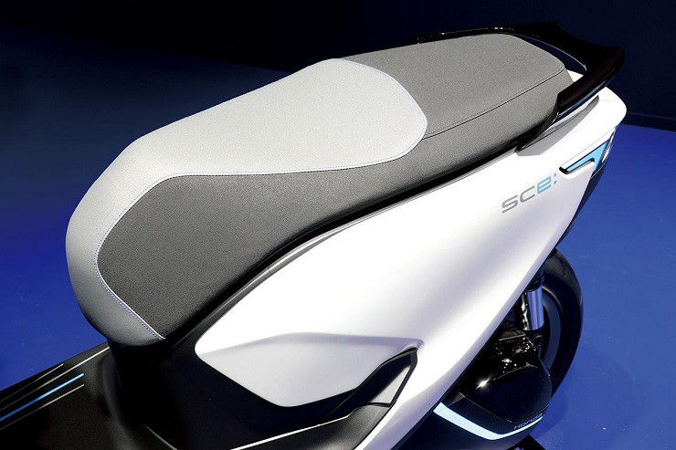 Xe máy điện Honda SC e: "lộ nguyên hình" với thiết kế chất, trang bị hiện đại - 8