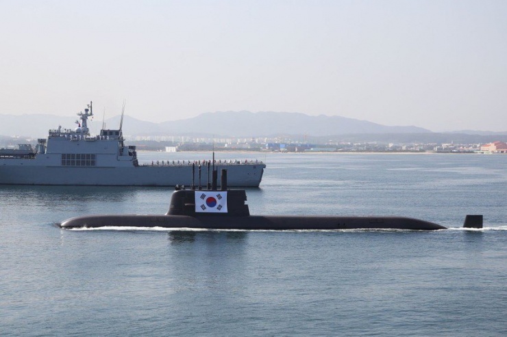 Tàu ngầm Dosan Ahn Changho của Hàn Quốc hồi năm 2021. Ảnh: YONHAP/EPA
