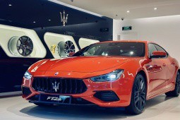 Bộ đôi xe đặc biệt Maserati xuất hiện tại Việt Nam