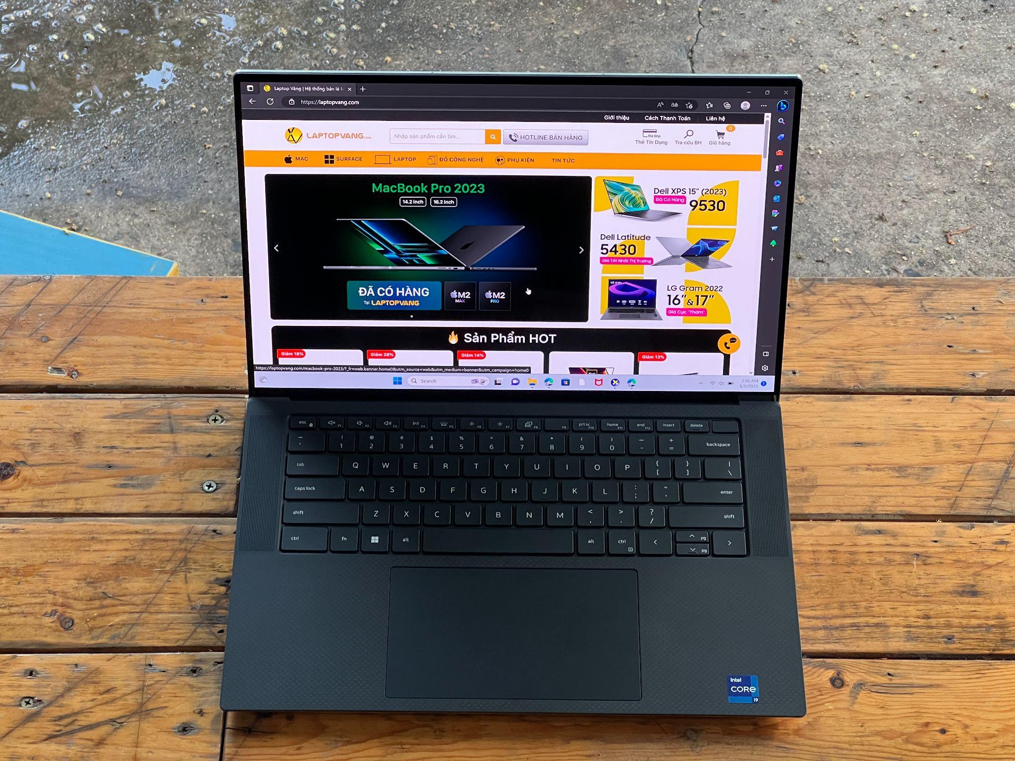 Dell XPS được rất nhiều khách hàng ưa chuộng tại LaptopVang