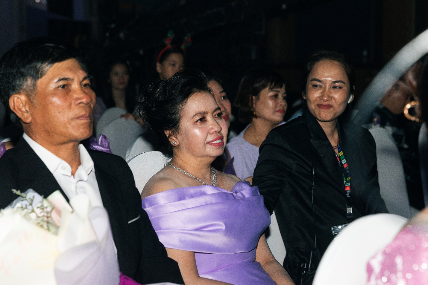 Lắng sâu cảm xúc trước những chia sẻ của đấng sinh thành Á hậu – Doanh nhân Huyền Cò tại Kỷ niệm 10 năm thành lập Tập đoàn Huyền Cò