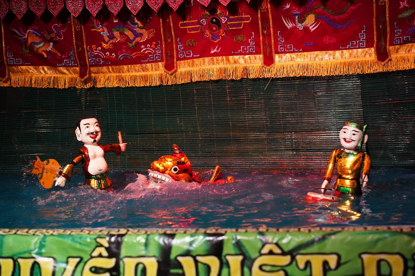 Chương trình rối nước đặc sắc tại Công viên Châu Á