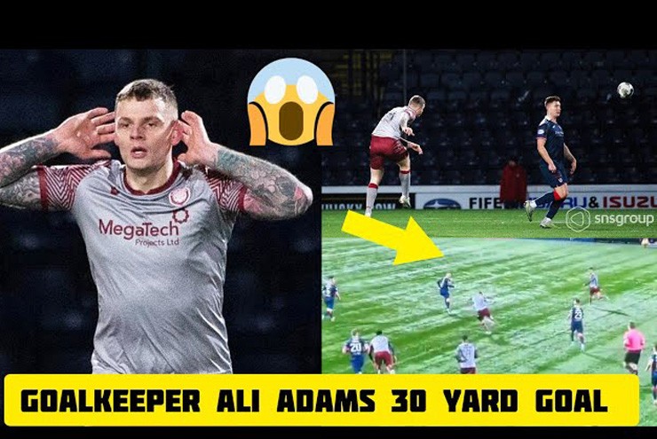 Độc lạ thủ môn ra mắt CLB, đá tiền đạo & ghi siêu phẩm không tưởng từ 28m