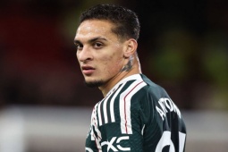 Bóng đá - MU thua Nottingham Forest: Báo Anh chấm Antony 0 điểm, Neville lo "chìm sâu"