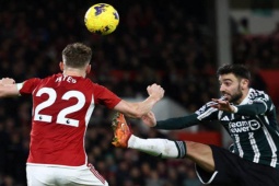 Bóng đá - Trực tiếp bóng đá Nottingham - MU: Turner từ chối bàn thắng của Fernandes (Ngoại hạng Anh) (Hết giờ)