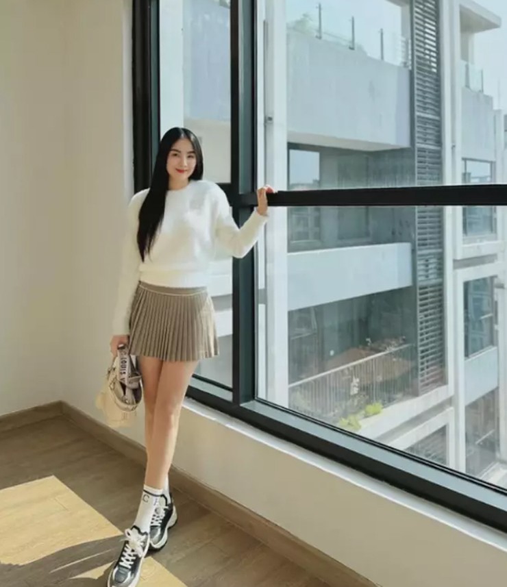 Biệt thự bạc tỷ ở quê mới tậu năm 2023 của Văn Toàn chưa HOT bằng cơ ngơi 240 tỷ của nữ nghệ sĩ hài - 8