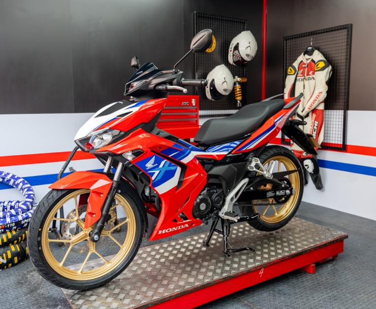 Giá Honda Winner X mới nhất hiện nay, khuyến mãi 13 triệu đồng - 1