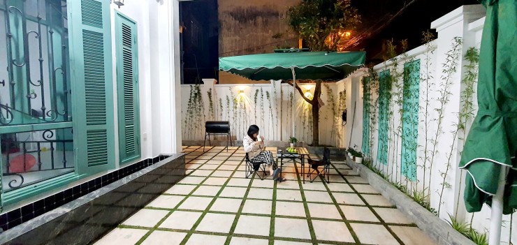 Biệt thự bạc tỷ ở quê mới tậu năm 2023 của Văn Toàn chưa HOT bằng cơ ngơi 240 tỷ của nữ nghệ sĩ hài - 7