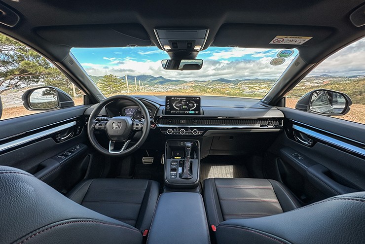 Trải nghiệm Honda CR-V e:HEV RS, xứng đáng trong tầm giá hơn 1,2 tỷ đồng - 13