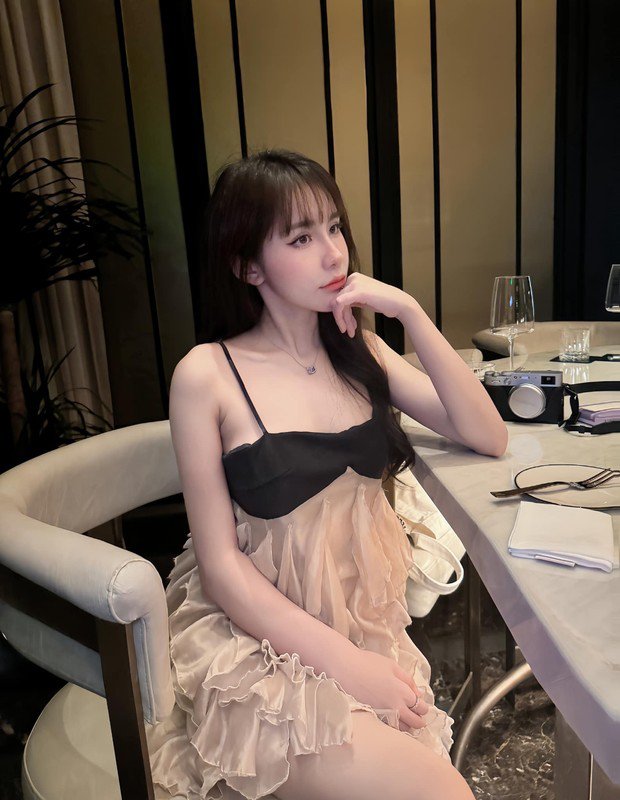 Hot girl bi-a Lê Tuyết Anh khoe body khiến fan nam xin luỵ - 7