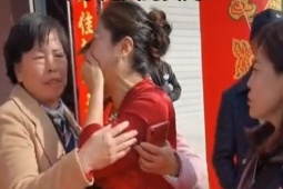 Bạn trẻ - Cuộc sống - Trong ngày cưới, cô dâu mới biết mẹ chồng chính là mẹ ruột
