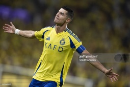 Ronaldo “ghi bàn như máy” cho Al Nassr, giải mã màn ăn mừng cảm xúc