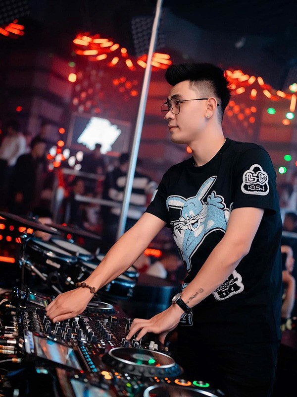 DJ Thịnh Louis - Mặt gửi vàng cho các sự kiện âm nhạc điện tử