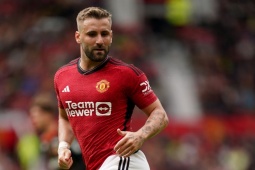 Bóng đá - MU khốn khổ đợi Luke Shaw nghỉ thêm 2 tháng vì chấn thương