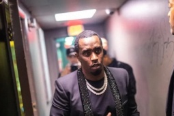 Đời sống Showbiz - Diddy bị cáo buộc xâm hại bé trai 9 tuổi, 120 người đã tố cáo trùm tình dục