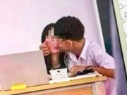 Giáo dục - du học - Vì sao nam sinh THPT có cử chỉ thân mật với nữ giáo viên trẻ?