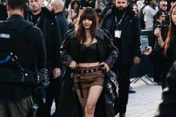 Thời trang - Lisa (BlackPink) đạt đến đỉnh cao nhan sắc