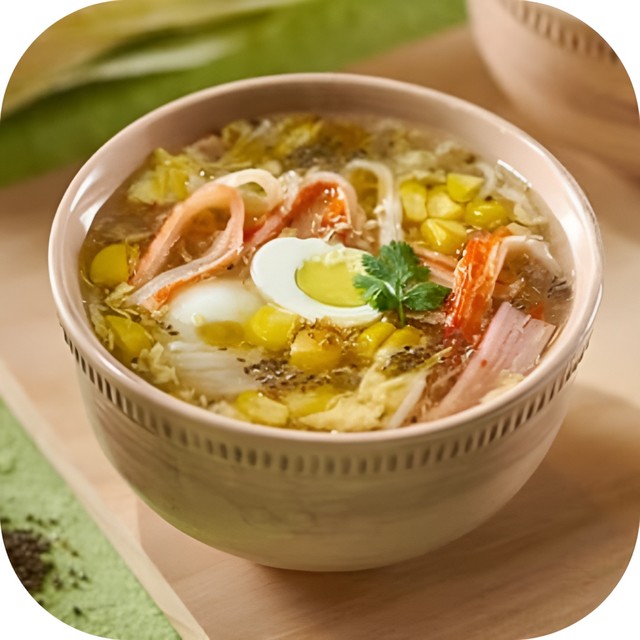 Khi nấu súp thập cẩm bạn cần dùng vá đảo nhẹ nhàng và đều tay nồi súp để các nguyên liệu không bị vón cục.