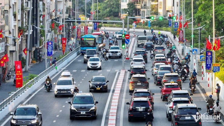 Đường Âu Cơ - Nghi Tàm Nâng Cấp: Phá Tan Ách Tắc, Giảm Thiểu Giao Thông