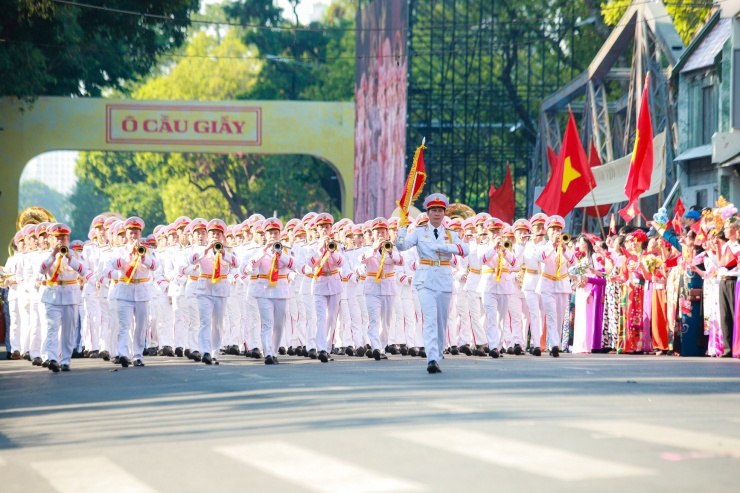 Tổng duyệt hoành tráng cho 