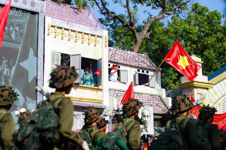 "Ngày hội Văn hóa vì Hòa bình" sẽ chính thức khai mạc vào 7 giờ sáng 6/10. Đây là sự kiện trọng điểm trong chuỗi các hoạt động văn hóa đặc sắc, được chỉ đạo bởi Thành ủy, HĐND, UBND và Ủy ban Mặt trận Tổ quốc Việt Nam TP Hà Nội.