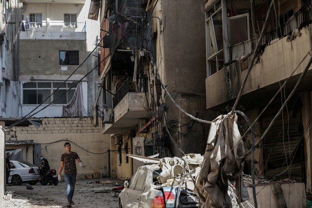 Khung cảnh đổ nát tại tại khu vực Chiyah của Dahiyeh, Beirut, miền Nam Lebanon hôm 5-10 - Ảnh: REUTERS