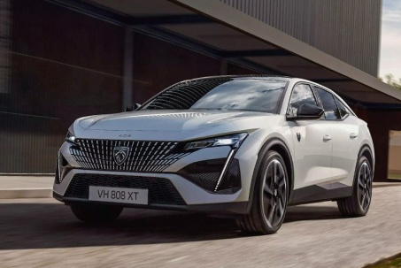 Đây là mẫu xe điện E-408 hoàn toàn mới của hãng Peugeot