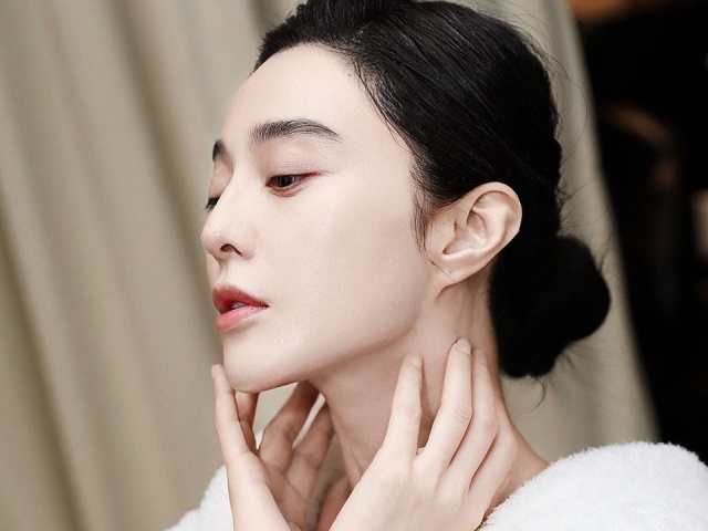 Phạm Băng Băng tiết lộ chìa khóa để có làn da trắng sứ