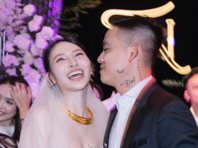 Lễ cưới diễn viên Bích Thủy