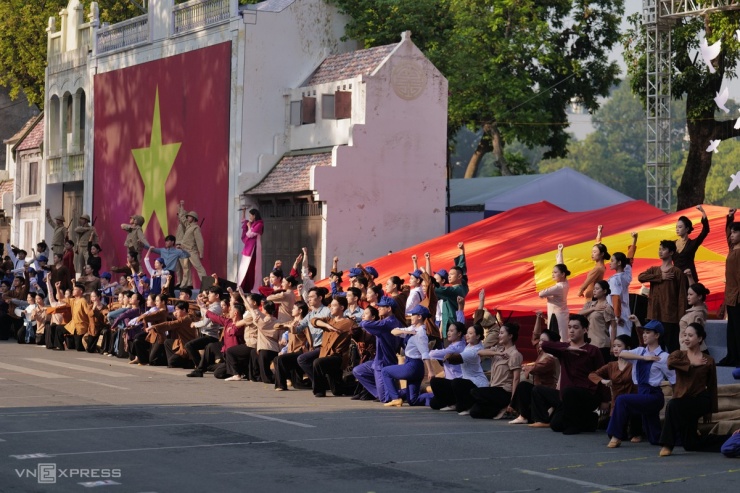 Hồi tưởng ngày giải phóng lịch sử: Đoàn quân tiến về tiếp quản Thủ đô